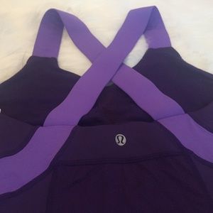Lululemon Top 2in1 built in bra
